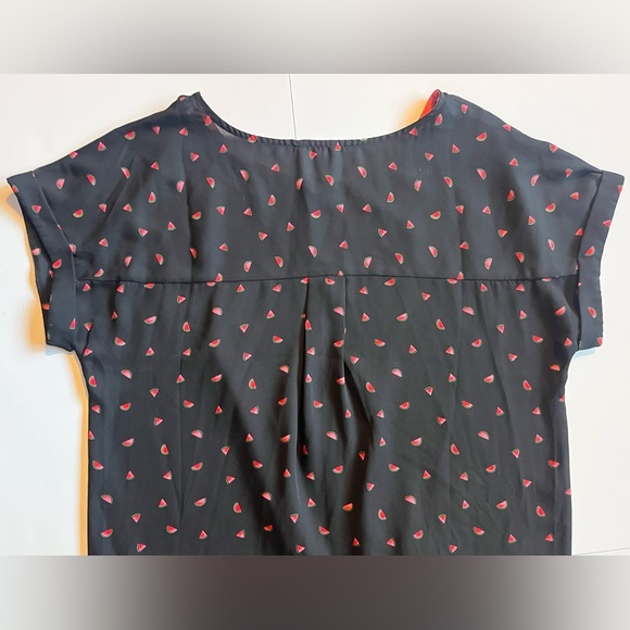 Gray LA Chic Watermelon Patterned Black Top w Vibrant Pink & Red Women’s Small - Picture 12 of 12